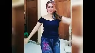 serba hitam /gelap fashion nya