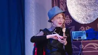 Спектакль по пьесе Ирины Тануниной "Я всех вас люблю"