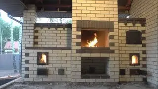 Процесс кладки казан мангал хлебопечь