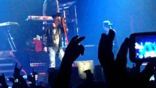 Guns 'n' Roses - Live And Let Die - live in Moscow 11.05.2012.MOV