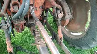 VTZ T-25 Tractor. PTO Engagement/Disengagement