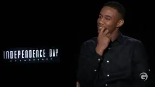 Jessie Usher Blushes While Talking About Vivica A Fox