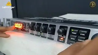 Behringer FX2000