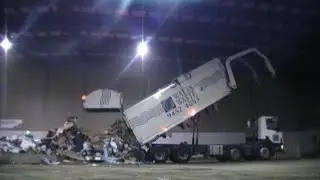 Watts Scania FL Unloading