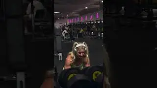 Australian Business Owner Doing Alternating Bicep Curls 2 Exhaustion💪🏼