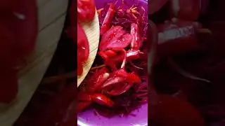 Необычное сочетание овощей в этом салате! Очень вкусно и полезно 😜