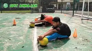 persiapan tim futsal SDIT Annajah menghadapi beberapa turnamen sebelum bulan Ramadhan.