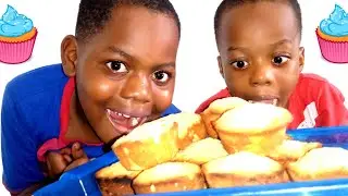 KamKo bake Real banana yoghurt muffins
