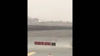 fly emirates crash in Dubaï airport