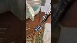 Мало кто знает как открутить сломанный болт