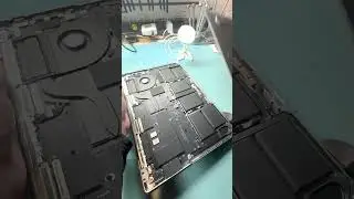 🔋 How to Safely Disconnect the Battery on a MacBook M2 💻