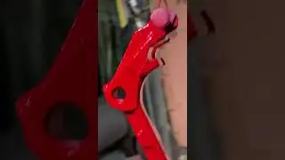 Покраска скобы суппорта. #hiphop #суппорт howtopaint #repair #repairservice #покраскасуппортов