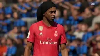 FIFA 19 Ronaldinho Messi neReal Madrid FUT19