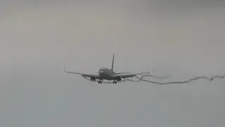 Wingtip Vortices | Smart Wings Boeing 737-8 | Kassel Airport (KSF/EDVK)