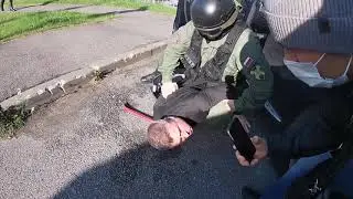 В ПЕТЕРБУРГЕ СОБР "ГРАНИТ" ЗАДЕРЖАЛ ПОДОЗРЕВАЕМЫХ В ХИЩЕНИИ ДОРОГИХ МЕДИЦИНСКИХ ПРЕПАРАТОВ