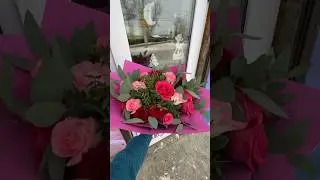 21 Роза может выглядеть круче.. #упаковка #flowers #цветы #флористика #букет #букетпоспирали
