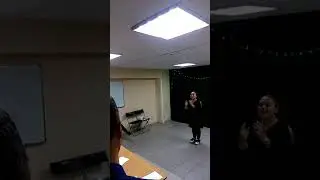 Поёт Алина Юнусова