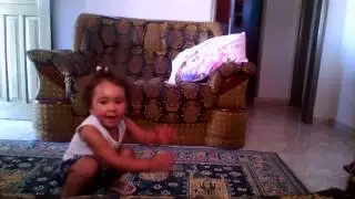 Julia Dançando Quadradinho de oito
