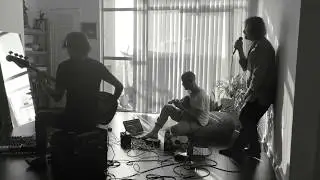 The Gitas - Gemini Feed (Banks Cover)