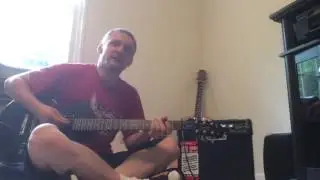 Новая игрушка чтобы с песней по жизни.