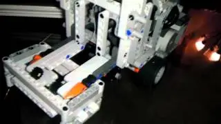 most USELESS Mindstorm Robot