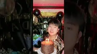 Happy Birthday self! 🎉 Thank you so much for all the birthday greetings ily’all 🥺❤️ #roblox
