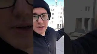 3 RULES FOR SHOOTING YOURSELF ON YOUR PHONE 