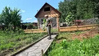 СОСЕДИ НЕ ВЕРЯТ СВОИМ ГЛАЗАМ,  УВИДЕВ  ДВОР ЭТОГО ПАРНЯ ОНИ ТОЖЕ ЗАХОТЕЛИ ТАКУЮ ДОРОЖКУ ИЗ БЕТОНА