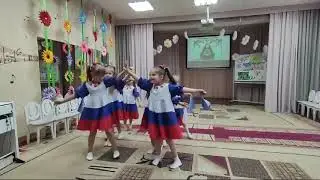 Детский танец под песню: Матушка земля