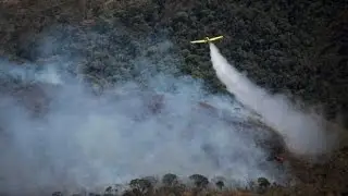 AERONAVES COMBATEM FOGO NA SERRA DO ROLA-MOÇA(BH) - OUT/2015