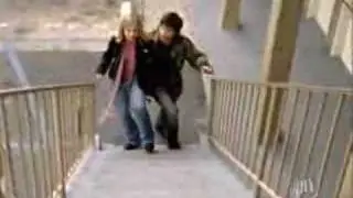 Veronica Mars - Logan saves Veronica
