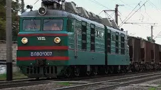 ВЛ80К-007 с грузовым поездом