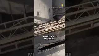Автоматизовані люки завантаження на вагонах #shorts #зерновози #логістика #зерно #залізниця