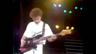 Queen - Under Pressure (Live @ Wembley - 1986) [HD]