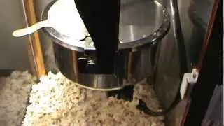 American Restoration!! From Trash to Treasure!! The Popcorn Machine!! 2013!!