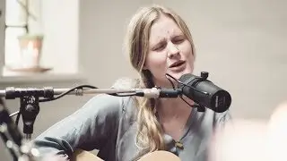 På en bænk ved nådens hav - Ester Haslund-Gjerrild // Stille Stunder