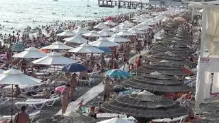 Сочи Лазаревское 7000 человек на пляже (4К полный экран)