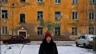Слава богу что мы живем в России а не в Америке. Пародия. Бабка за Путина.