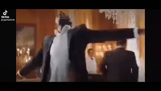 НЕГР ТАНЦУЕТ ПОД КЛАССНЫЙ МЕШАП