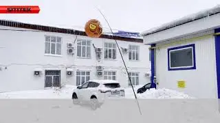 Видео демонстрация работы шара от птиц Ястреб с телескопическим флагштоком на металлической опоре.