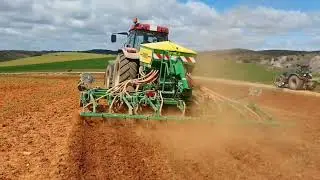 Sembradora directa Gil.     Resembrando guisantes. Campaña 2023