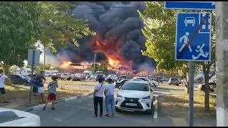 Пожар на рынке. Сгорел рынок в России.