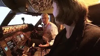 So you want to fly a 747? There's a flight simulator for that