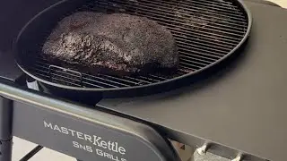 SnS MasterKettle ~ Brisket