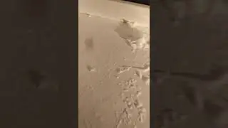 Чистим подоконник от пленки