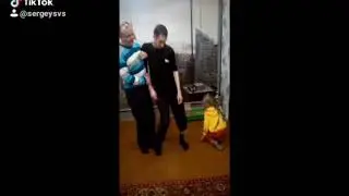 Встаньте дети встаньте в круг