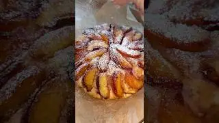 Шарлотка с нектаринами #foodie #пп #рецепт #bakery #вкусно #bread #вкуснаяеда #foodbread #еда
