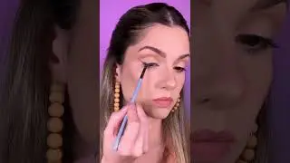Um cut crease muito simples de fazer com algodão, não tem erro.. fácil d super prático 💖