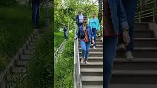 Коломенское. Спускаемся в овраг. 27 мая 2023 г.