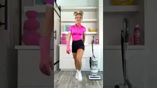 Get Dressed with Clean Girl!